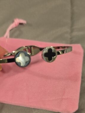 Silver Clover Accent Bangle Bracelet with Black and Mother-of-Pearl Inlays